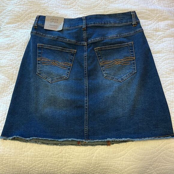 Frye & Co Denim Mini Jean Skirt Womens Sz 4 Raw Hem Western Y2K 90s Retro New - Picture 2 of 8